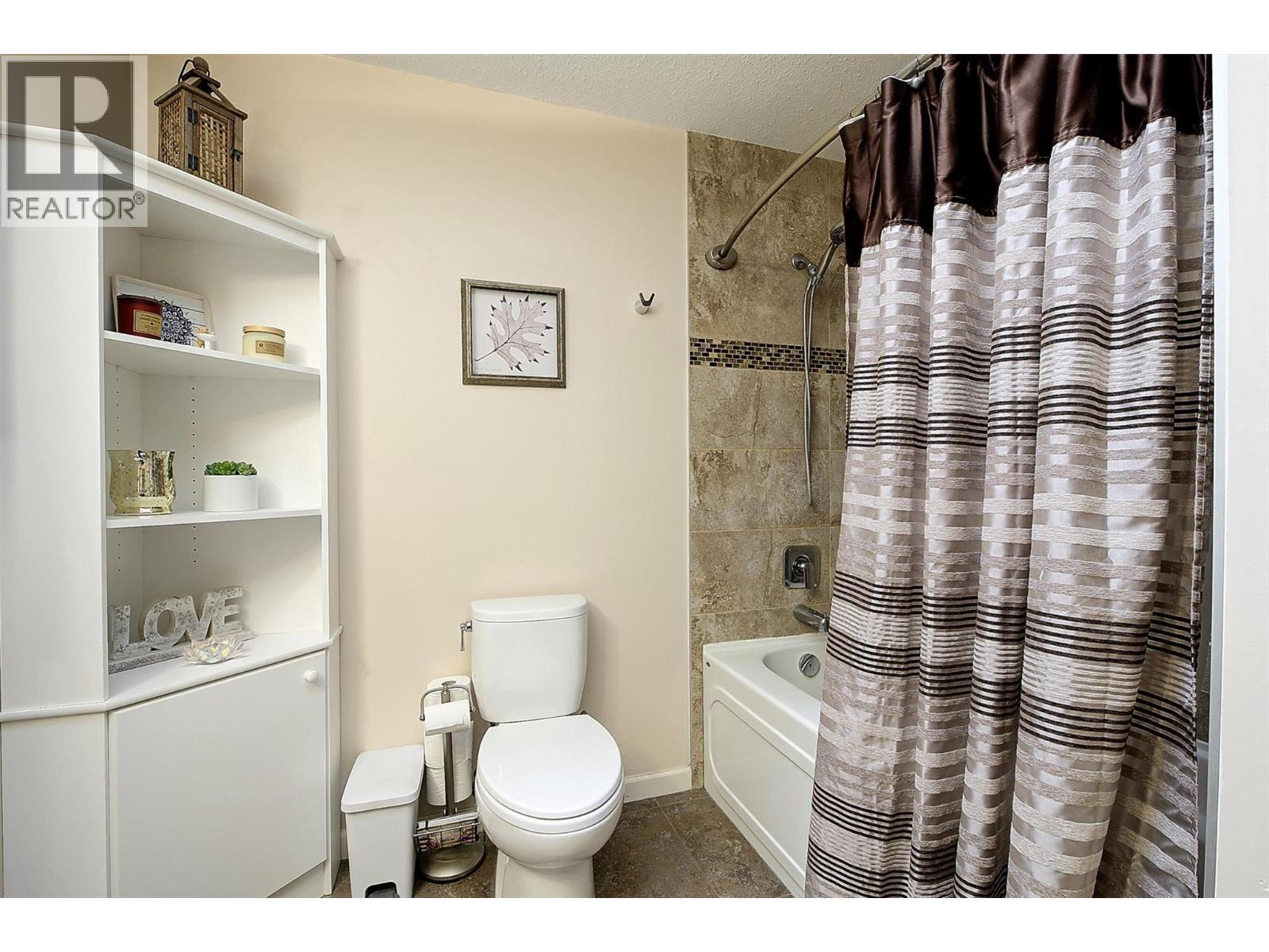 2640 Gordon Drive, Kelowna