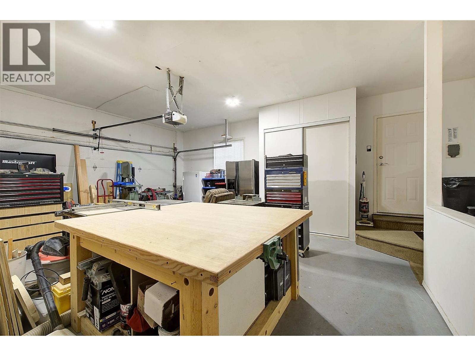 2640 Gordon Drive, Kelowna