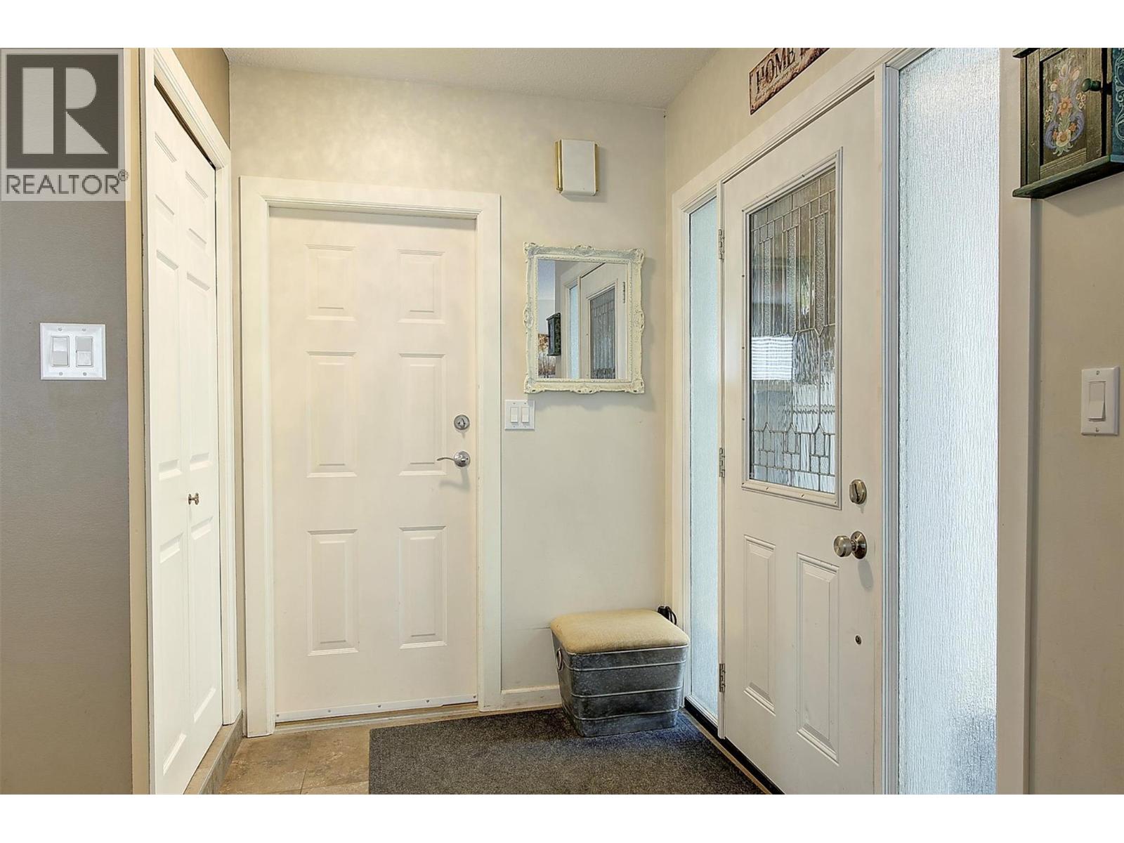 2640 Gordon Drive, Kelowna