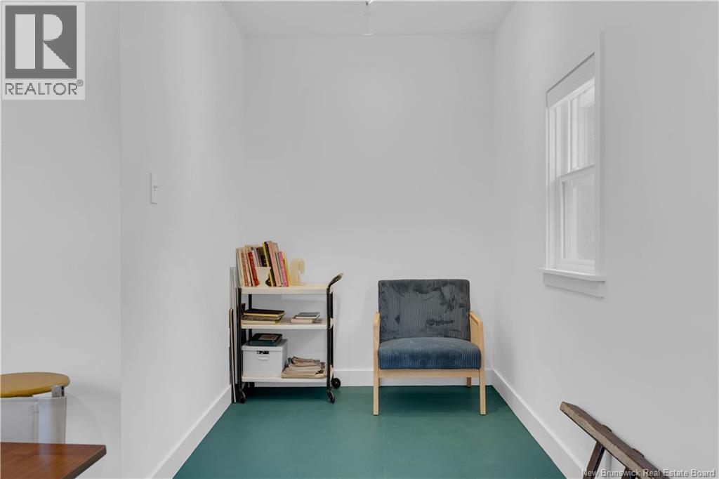 933 Route 111 — photo 35