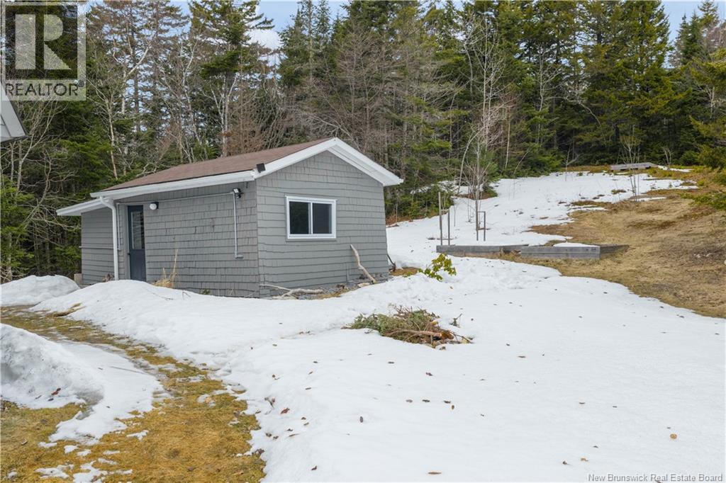 933 Route 111 — photo 36