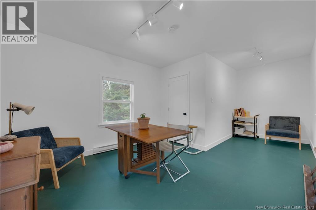 933 Route 111 — photo 34