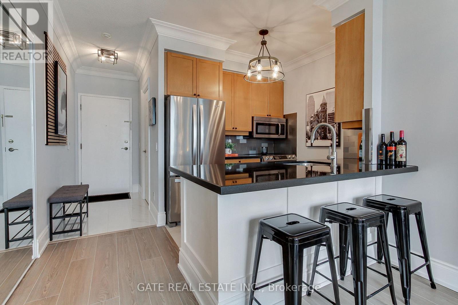 #PH31 700 HUMBERWOOD BOULEVARD - 8