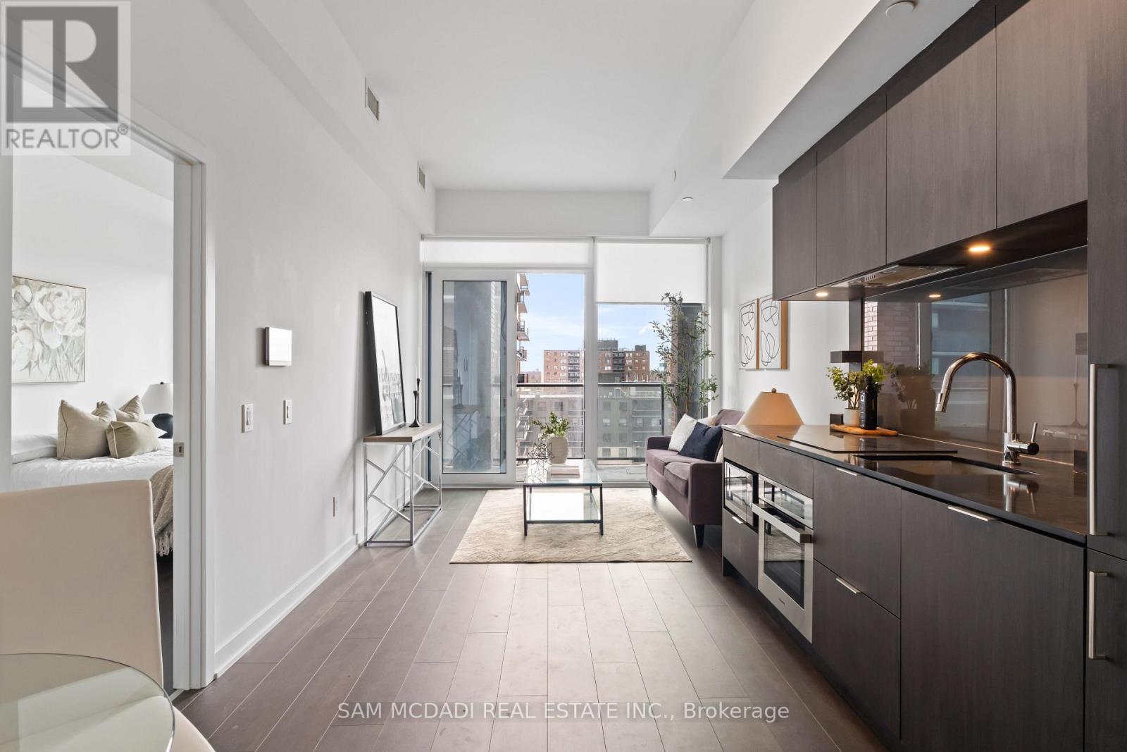 #813 28 ANN STREET - 12