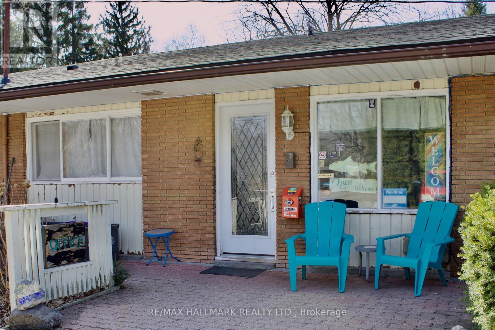 122 RIDGEWAY ROAD — photo 30