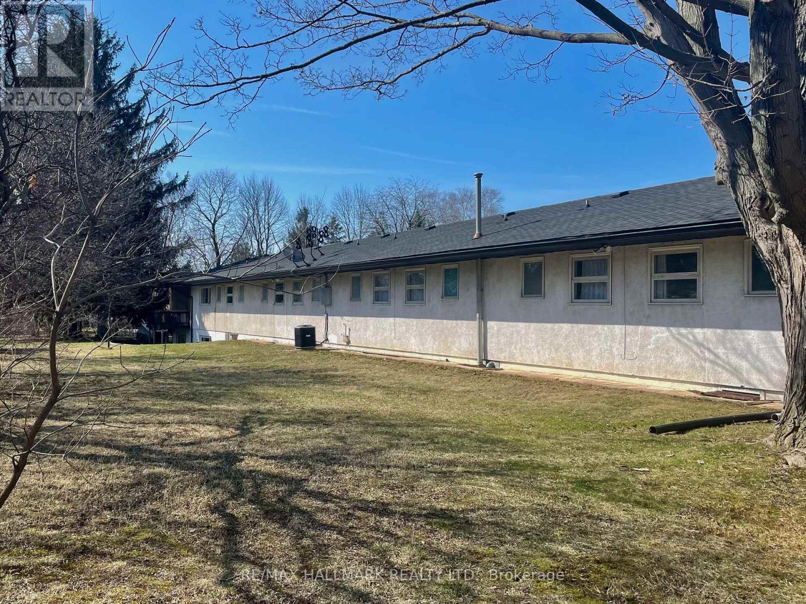 122 RIDGEWAY ROAD — photo 35