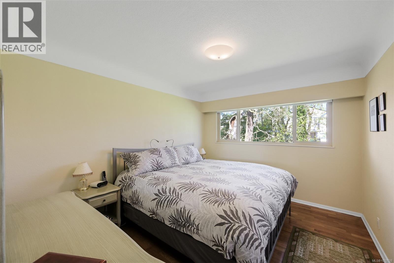  967 Ridgeway Street, Saanich