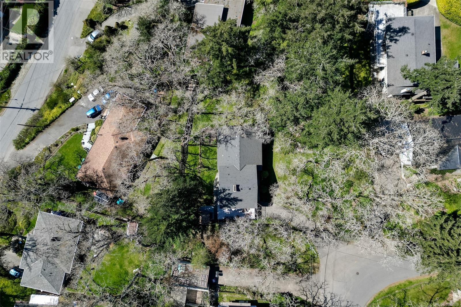  967 Ridgeway Street, Saanich