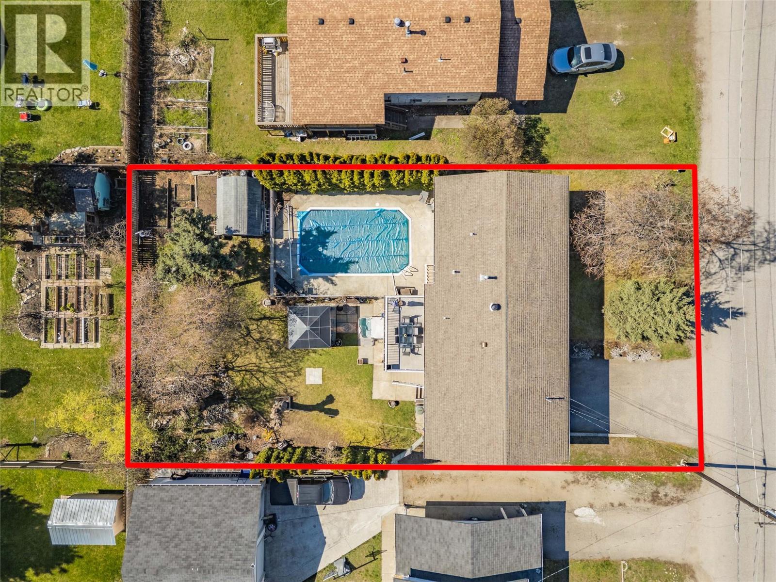 575 Stirling Road, Kelowna