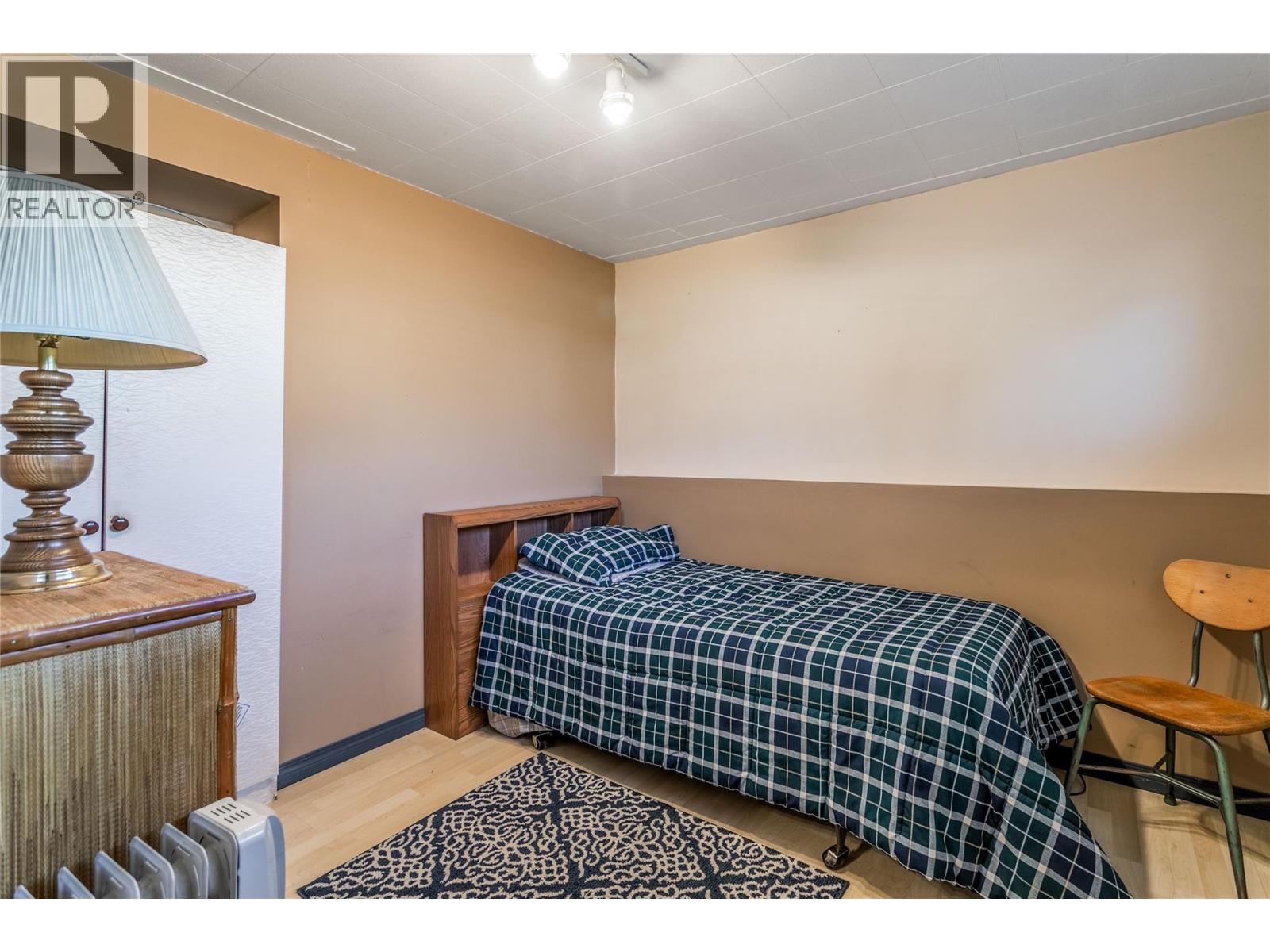 575 Stirling Road, Kelowna