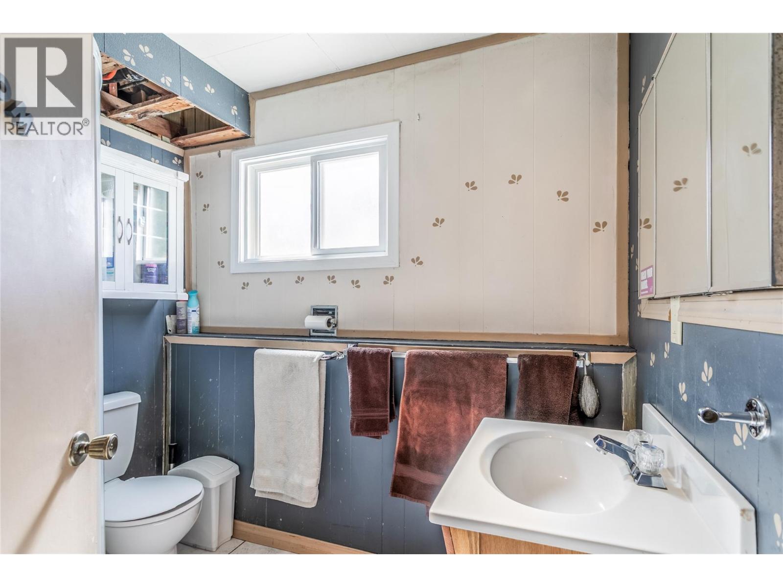 575 Stirling Road, Kelowna