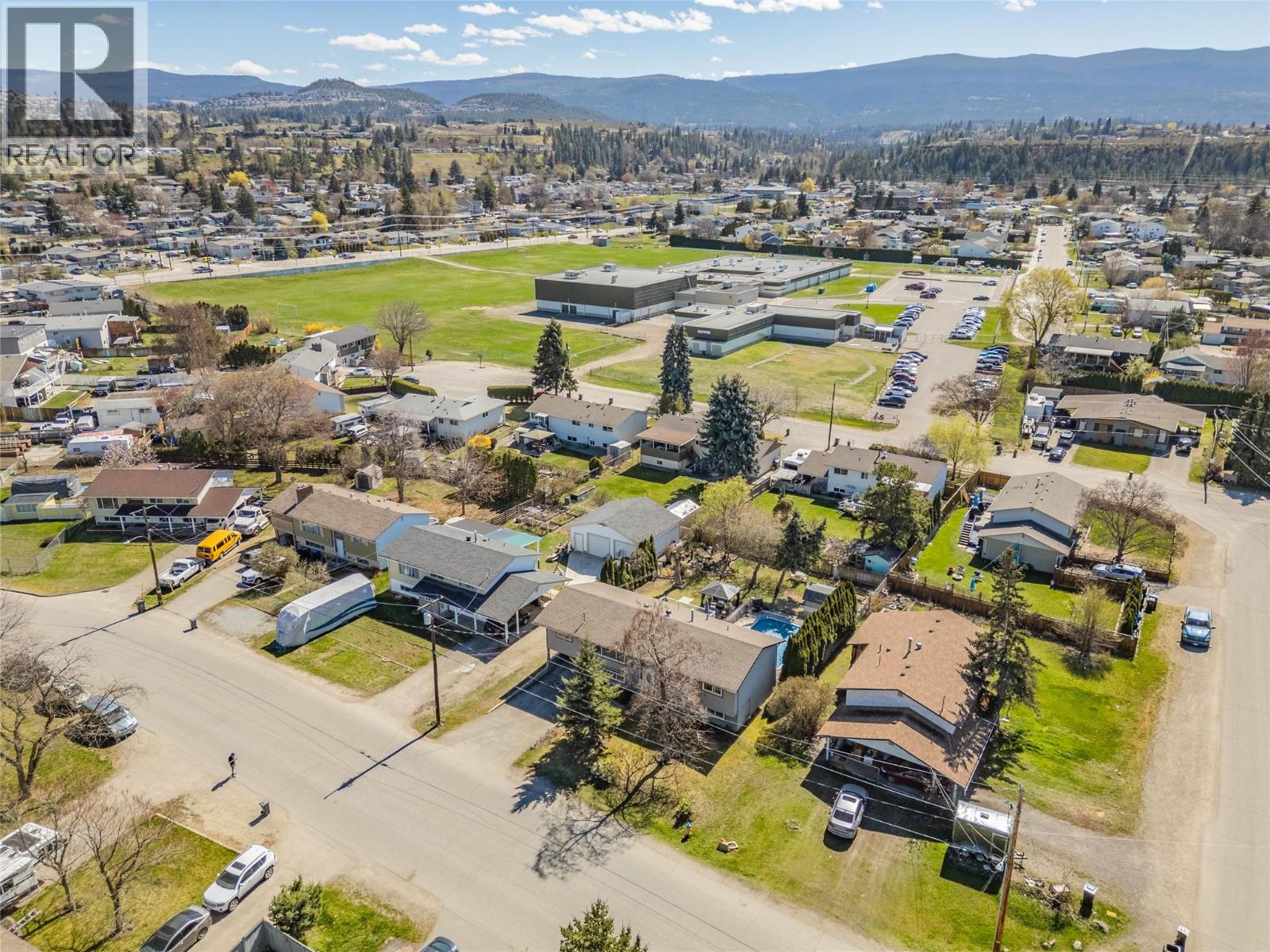 575 Stirling Road, Kelowna