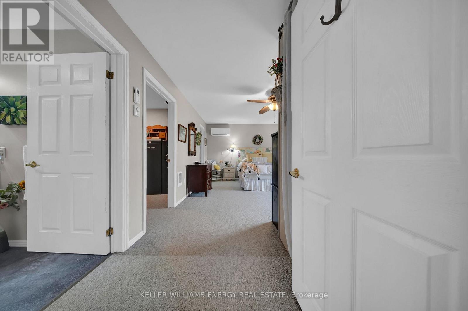 251 LAKESHORE DRIVE - 19