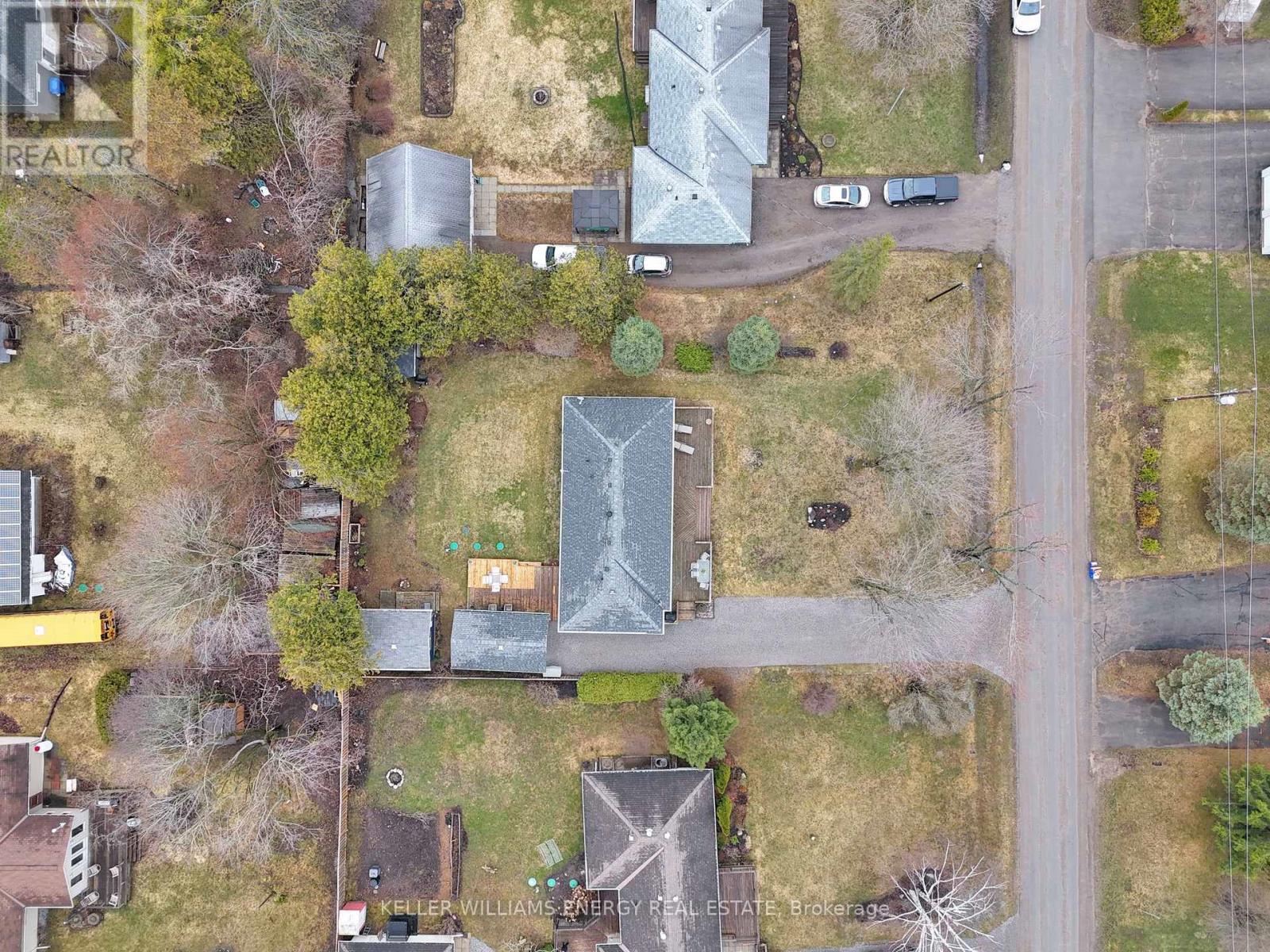 251 LAKESHORE DRIVE - 46