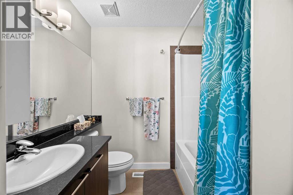 Single Family House for Sale in  Taralake Way NE Taradale Calgary 