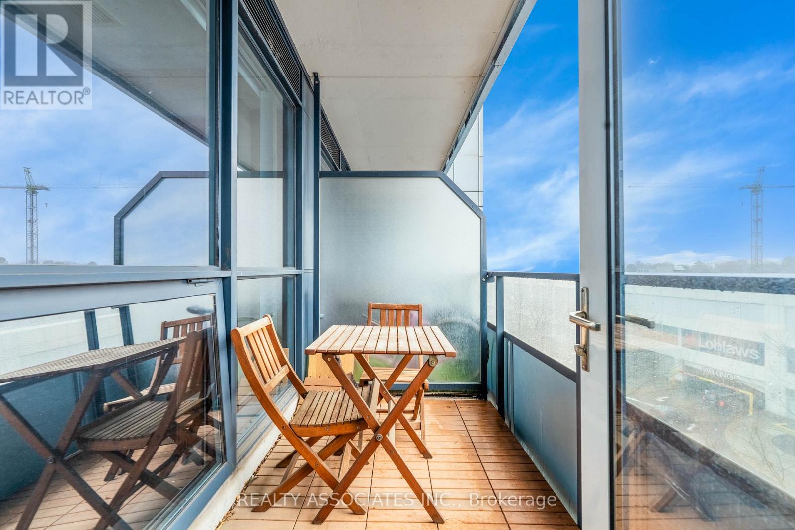 #238 2885 BAYVIEW AVENUE - 24