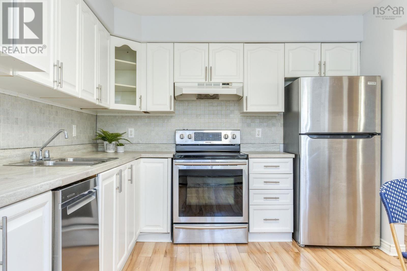 Property 29 of 39 of 311 2 Lake Drive