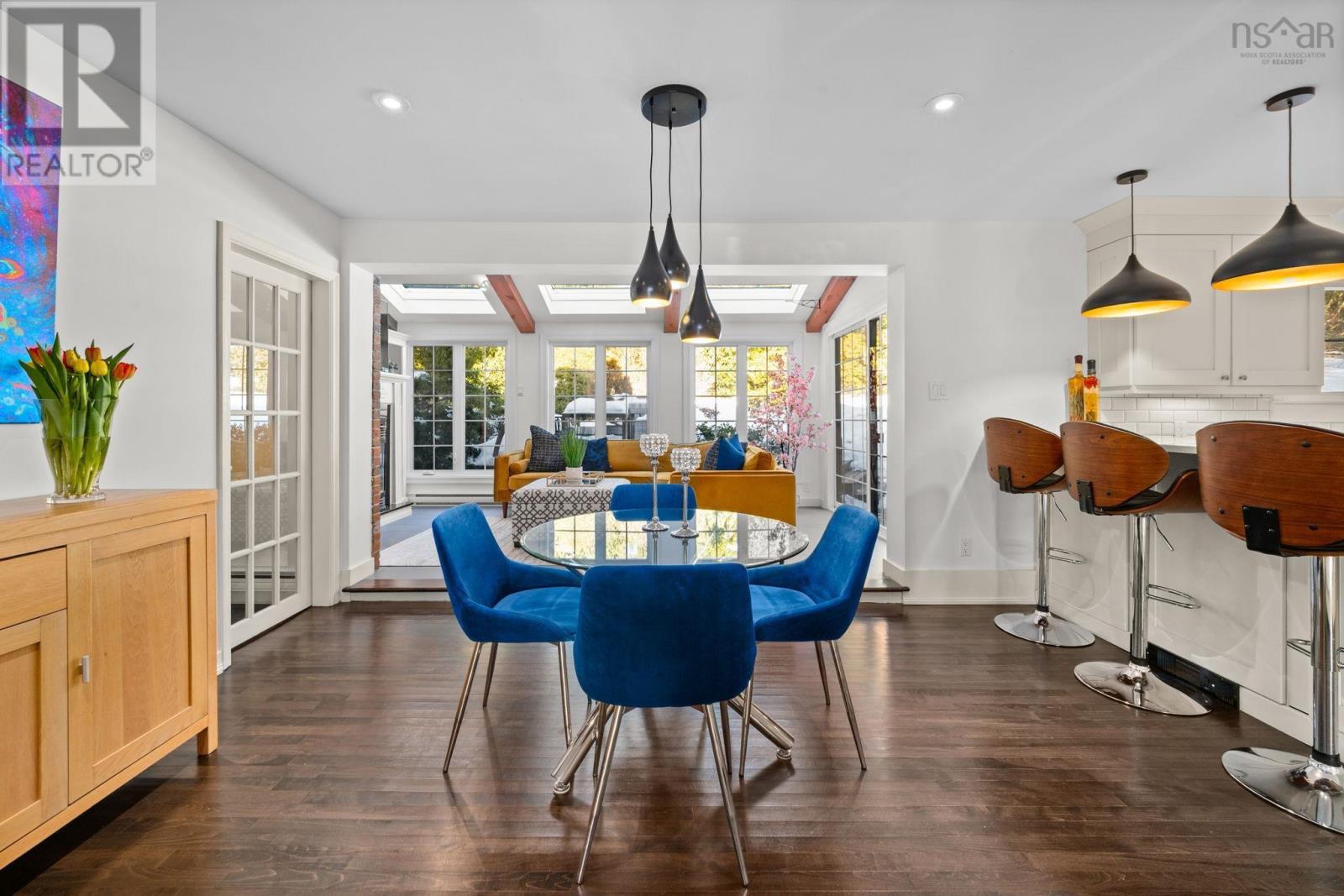 Property 36 of 48 of 523 Francklyn Street