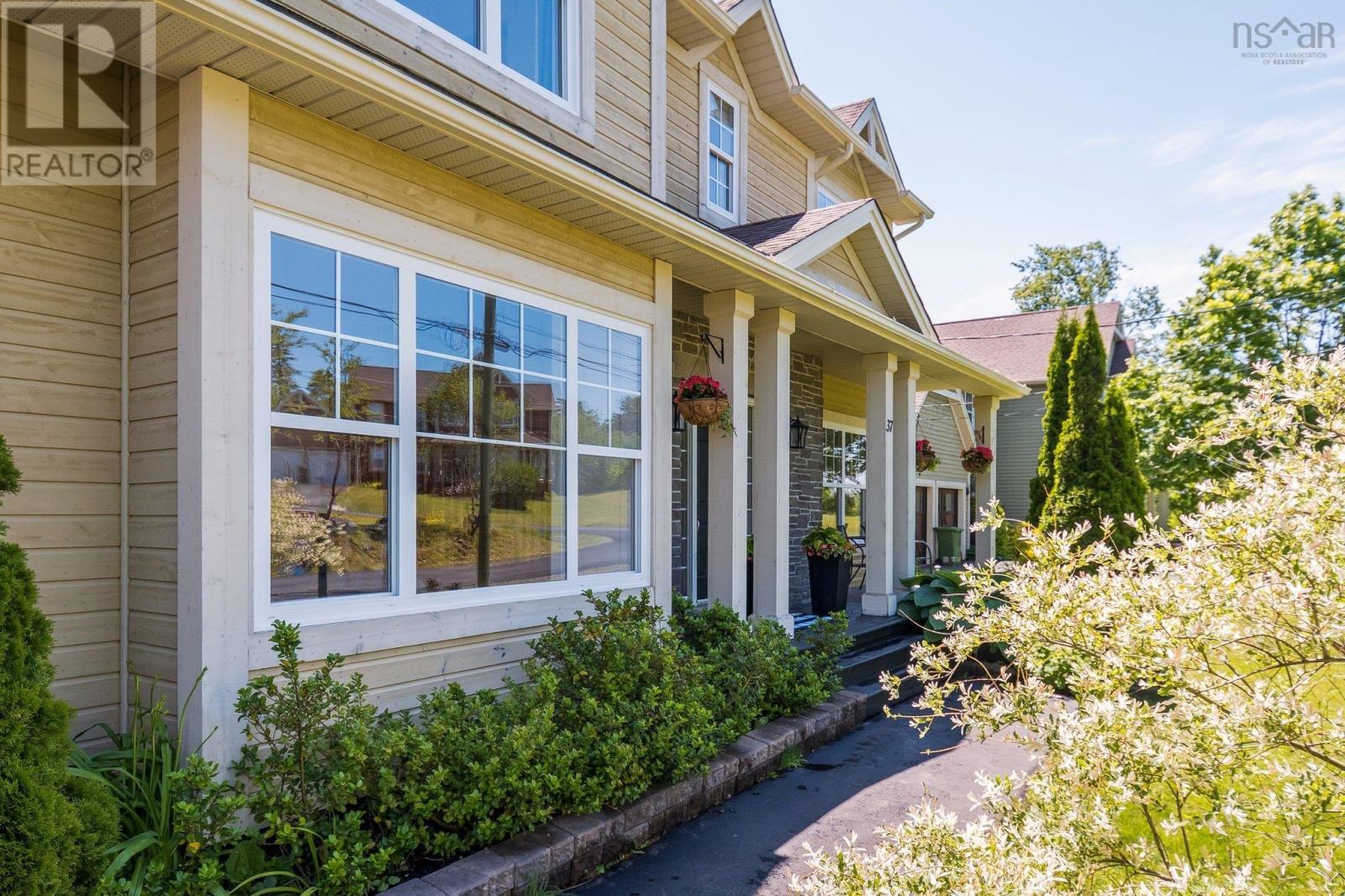 Property 49 of 51 of 37 Equine Court