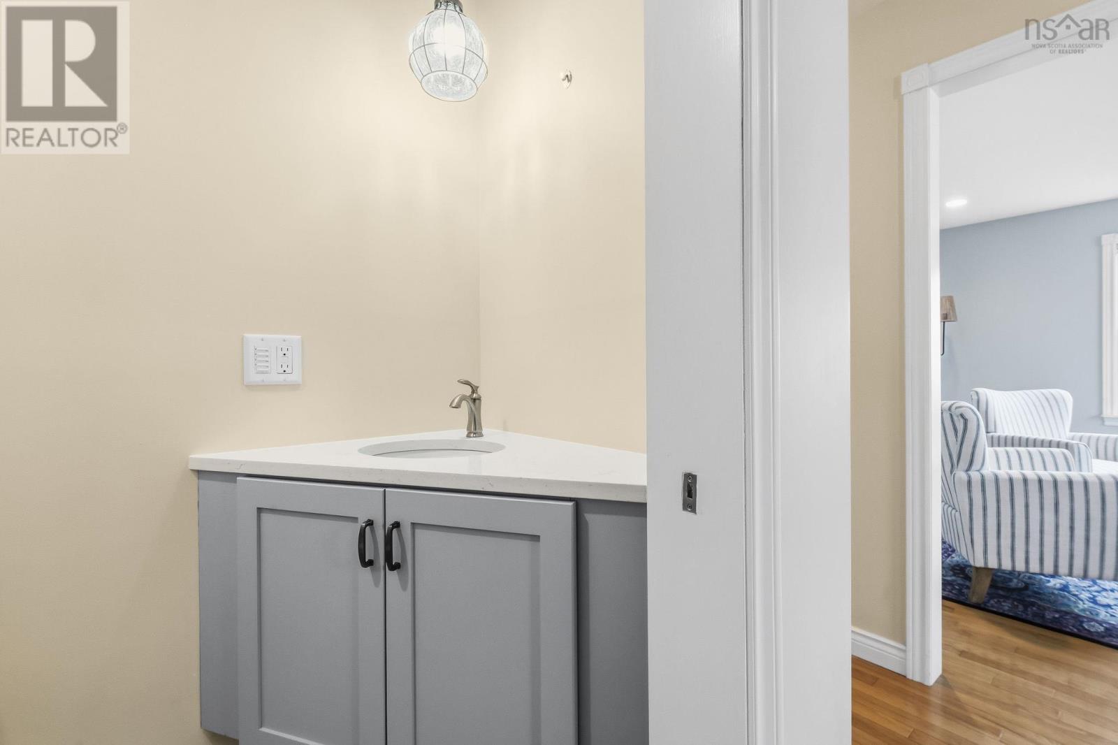 Property 24 of 51 of 40 Cherry Lane