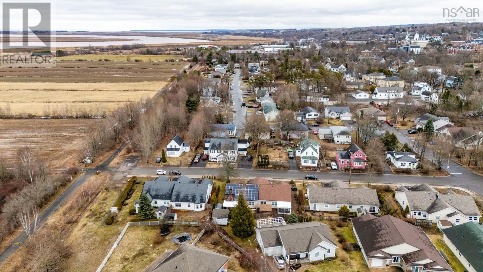 Property 49 of 51 of 40 Cherry Lane