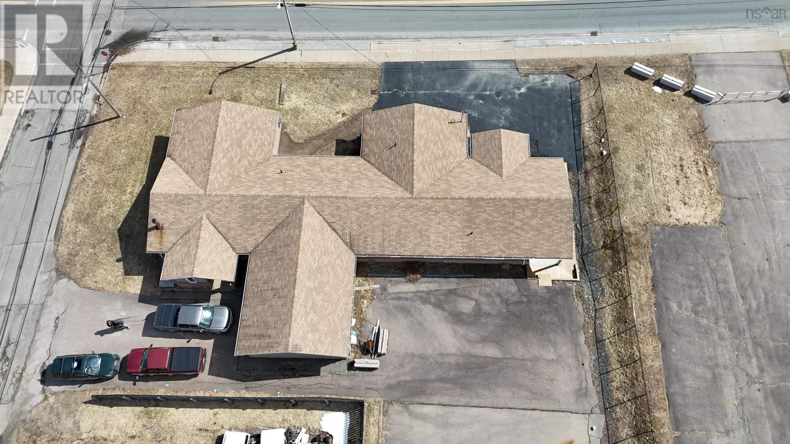 Property 44 of 48 of 507 King Street