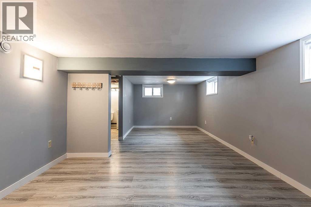 1152 BRAEMAR STREET SE - 32