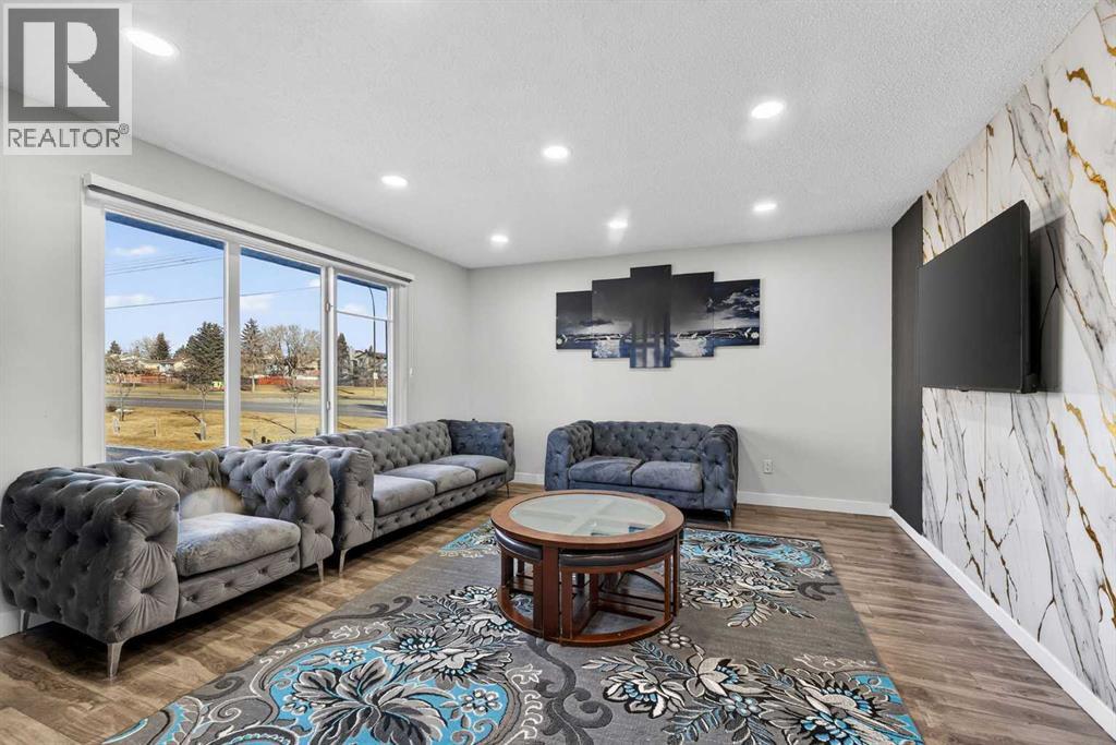 
          8 Malvern Crescent Northeast
            <br/>
            <span>Calgary</span>
            , 
            <span>AB</span>
             <span>T2A6Z6</span>
         - Photo 7