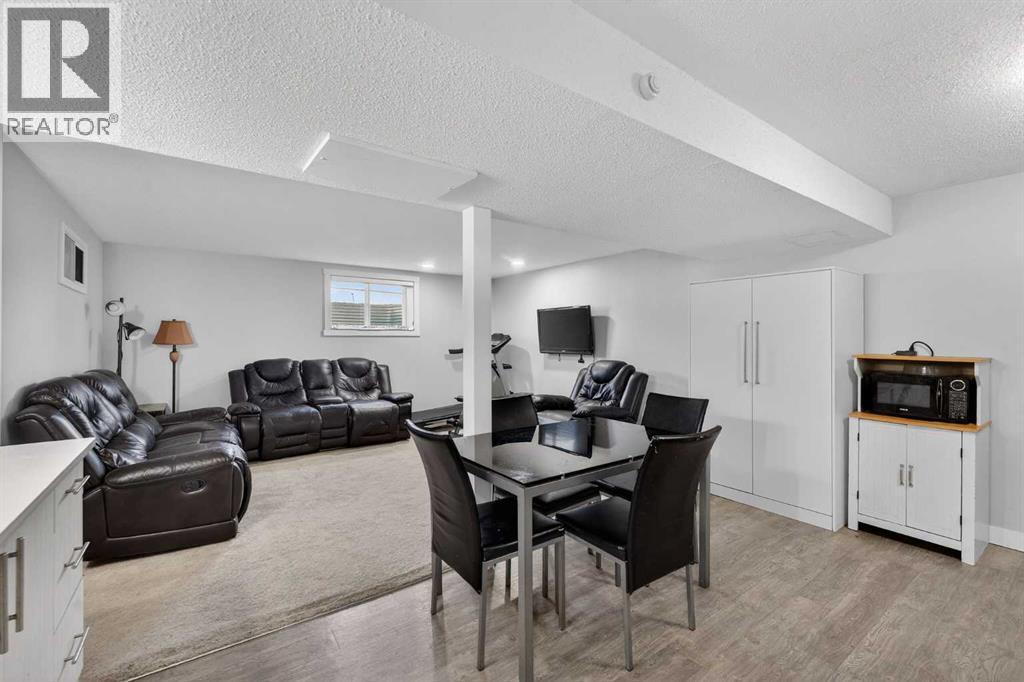 
          8 Malvern Crescent Northeast
            <br/>
            <span>Calgary</span>
            , 
            <span>AB</span>
             <span>T2A6Z6</span>
         - Photo 35