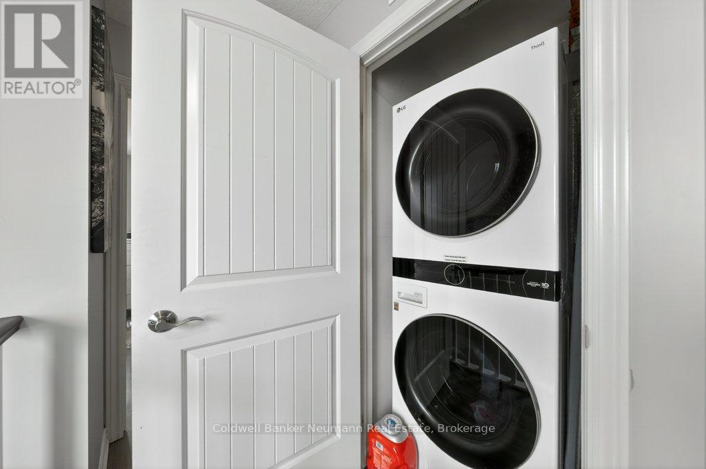 21 KATEMORE DRIVE - 25