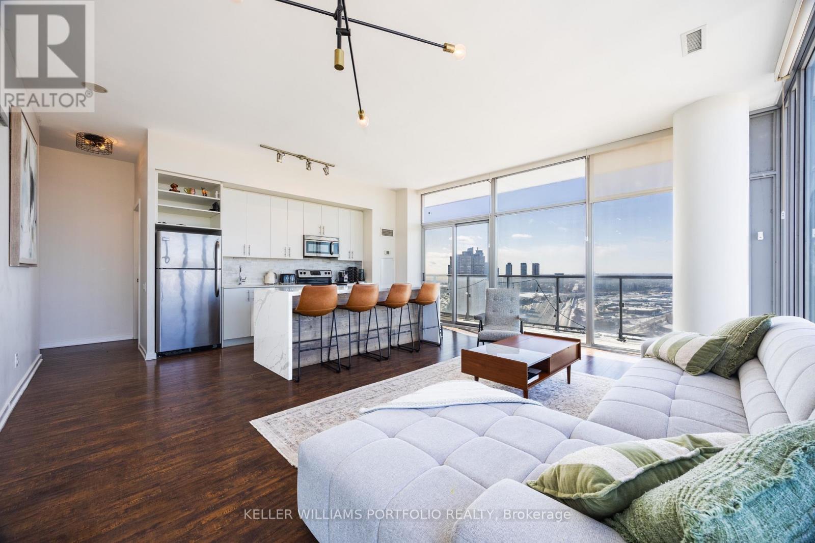 Listing photo of 3410 - 105 THE QUEENSWAY AVENUE