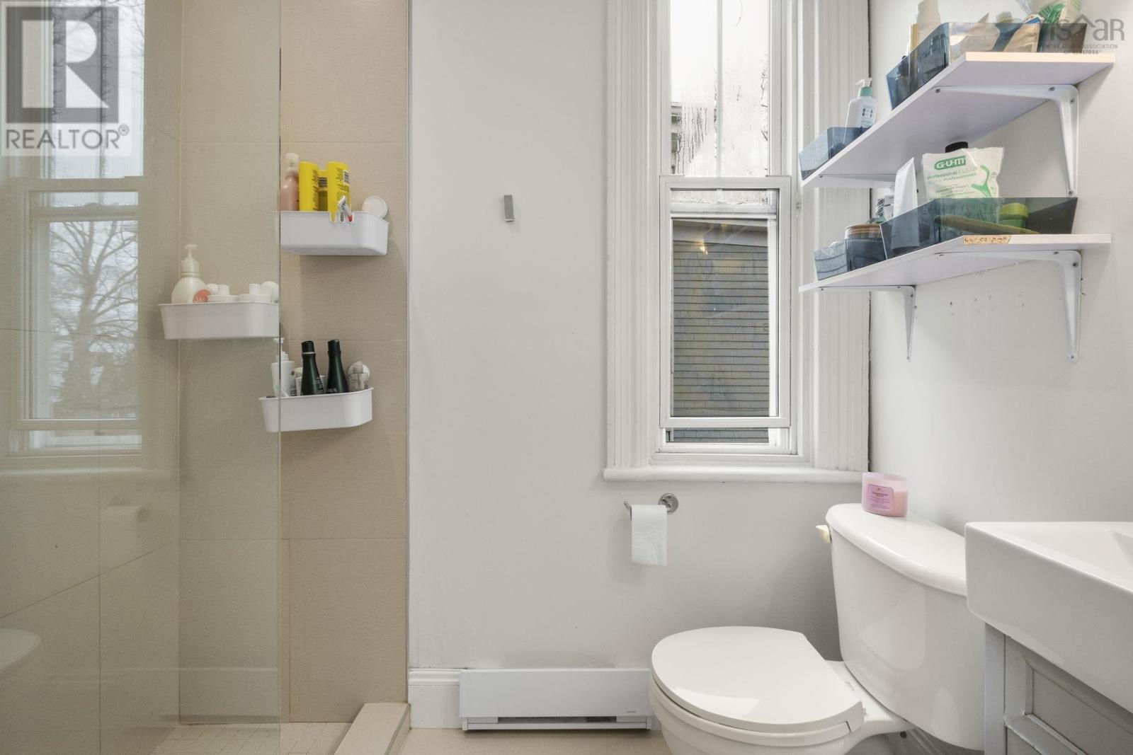 Property 39 of 45 of 1538 Lemarchant Street