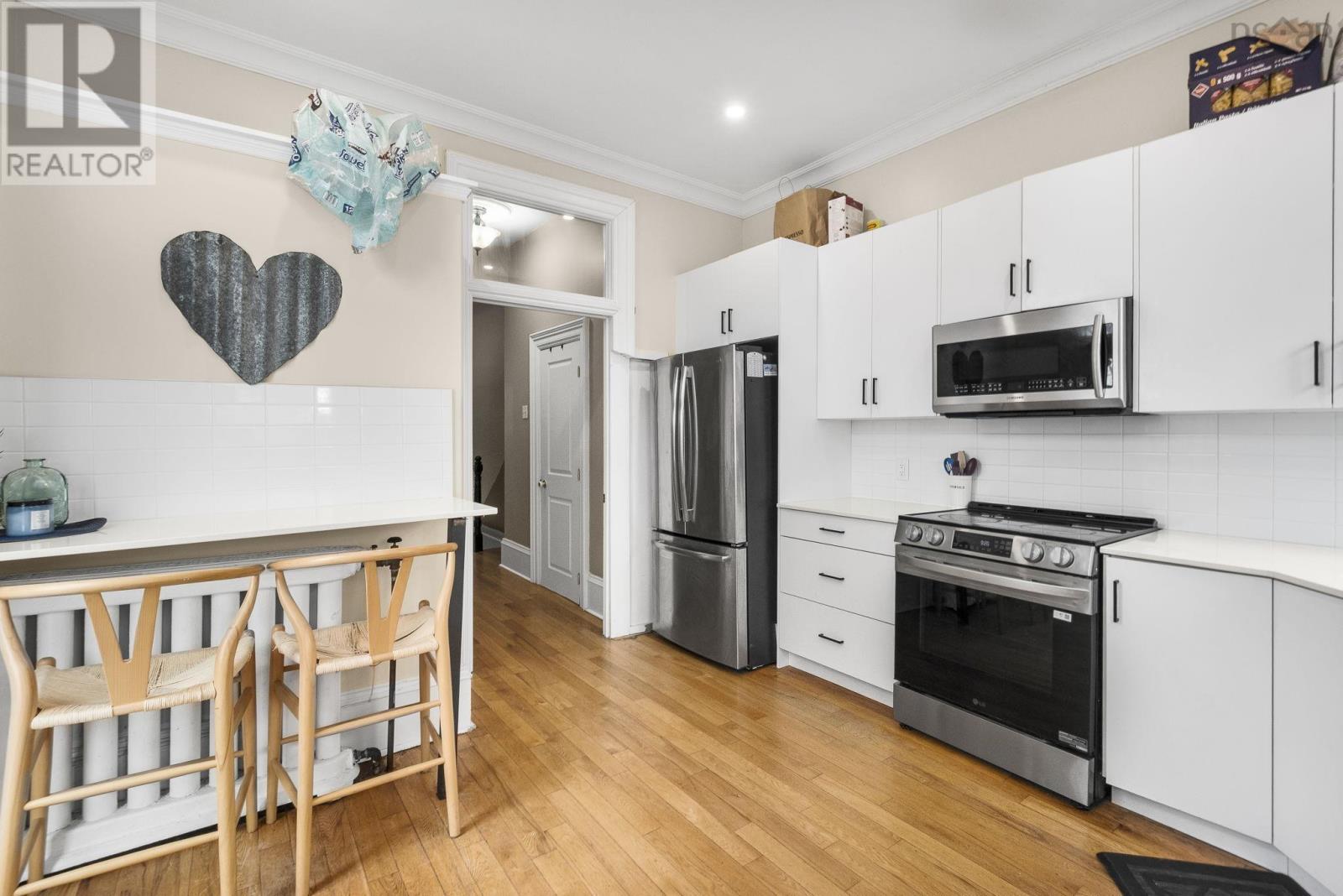 Property 36 of 45 of 1538 Lemarchant Street