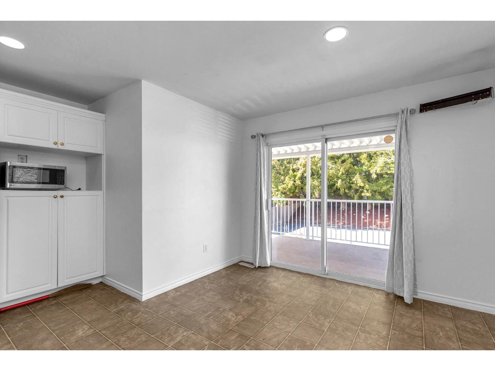 8067 CEDAR STREET — photo 16