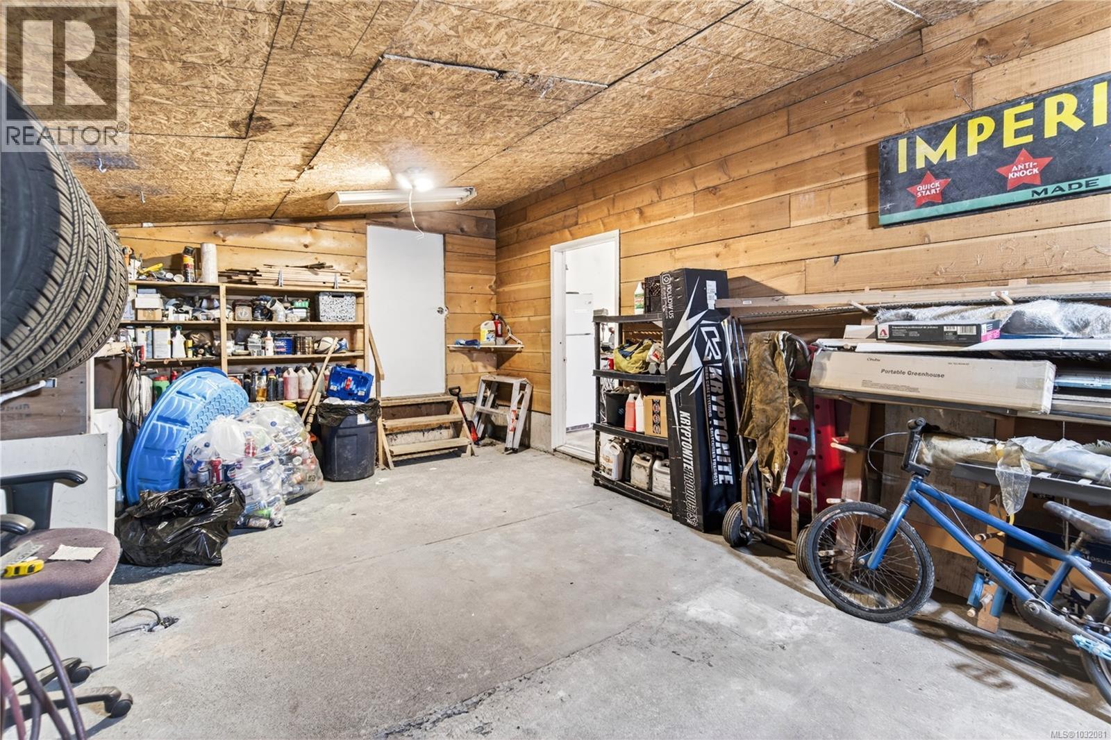 2071 EAST WELLINGTON DR - 48