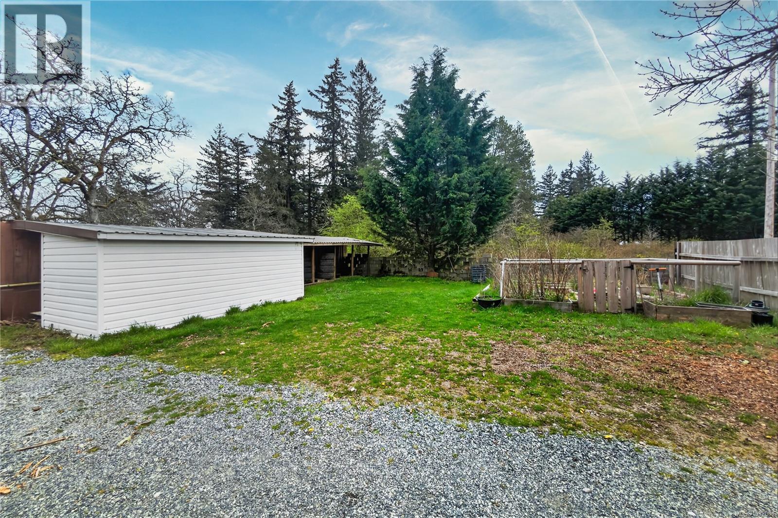 2071 EAST WELLINGTON DR - 38