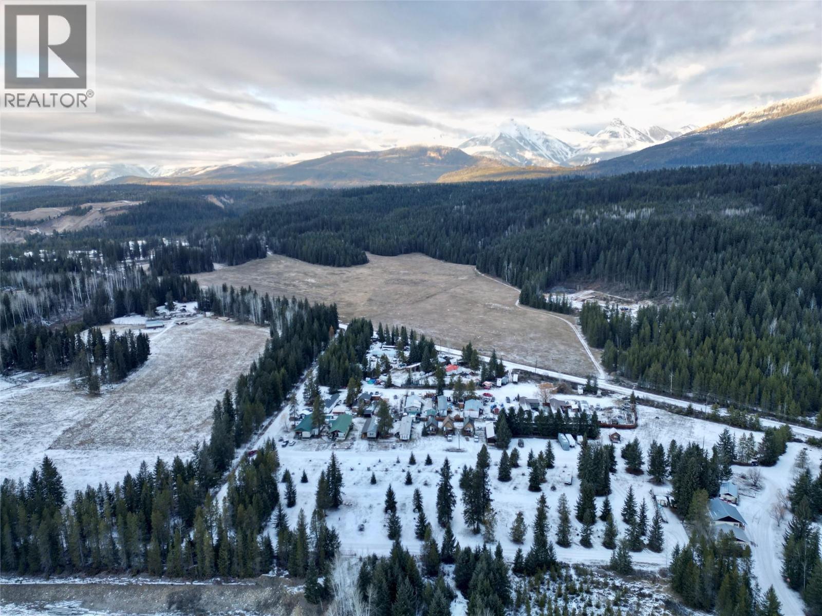 #26 2779 DEJORDIE ROAD - 20