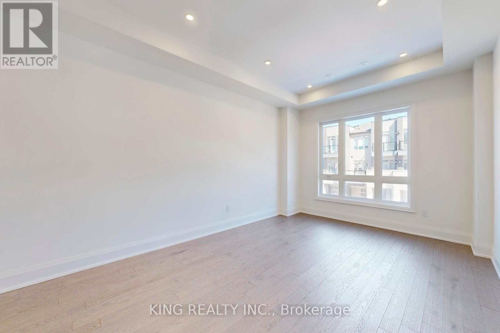 3320 TAHA GARDENS - 13