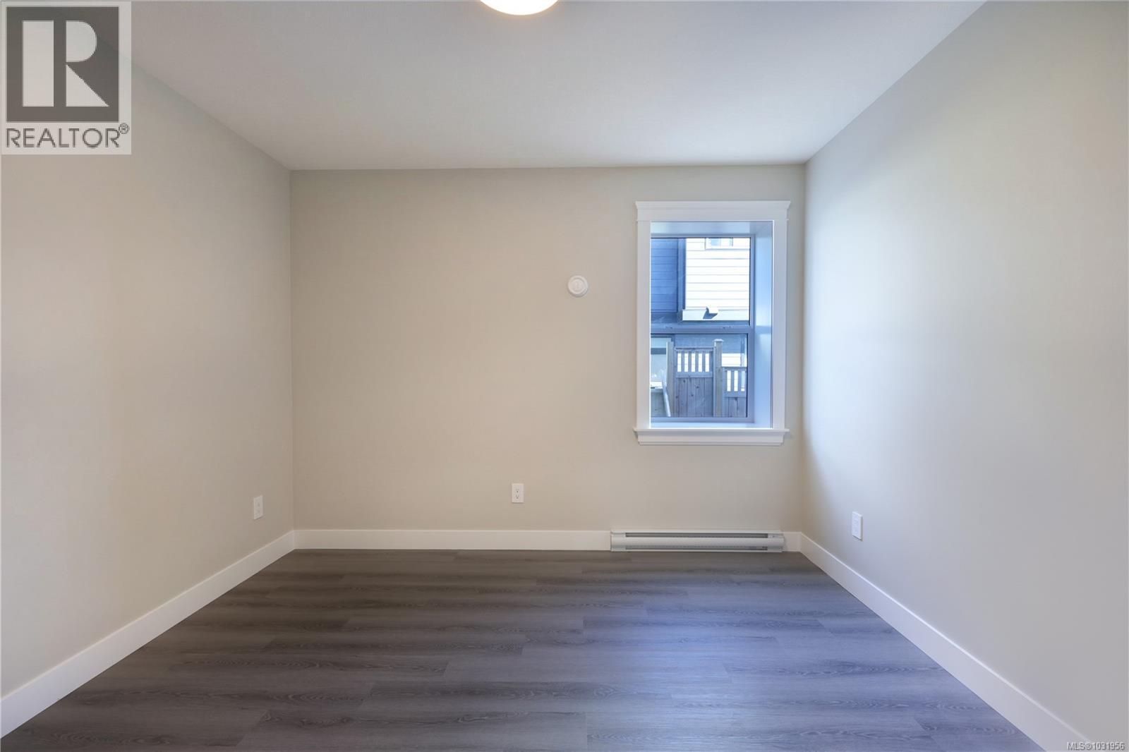 163 GOLDEN OAKS CRES - 49