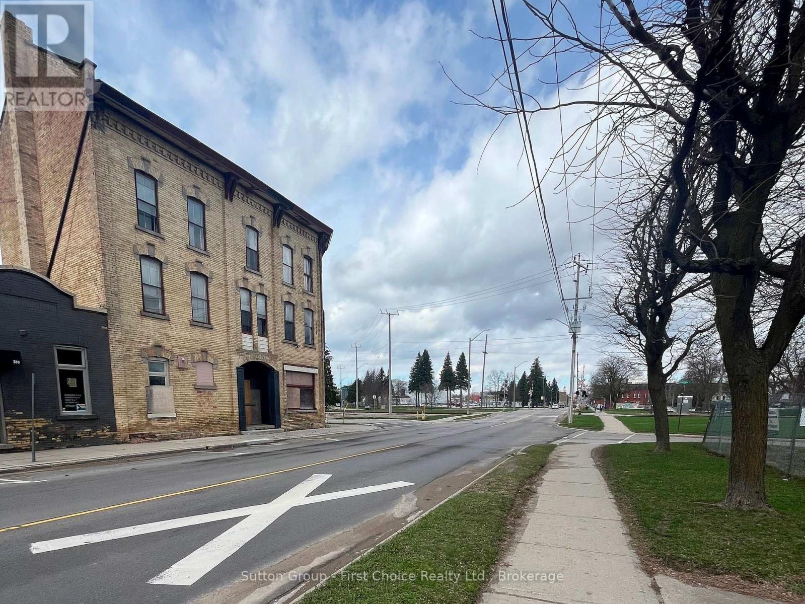 388 DOWNIE STREET - 2