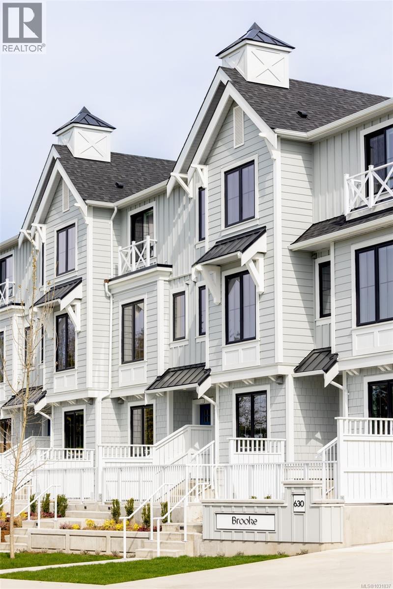 TH7 630 Gorge Road West, Saanich