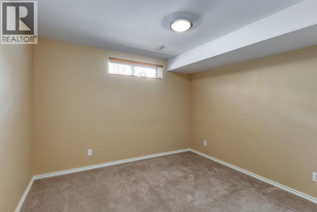 108 Quigley Close, Cochrane