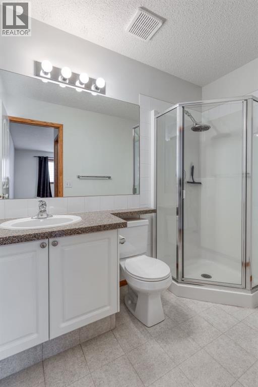 108 Quigley Close, Cochrane