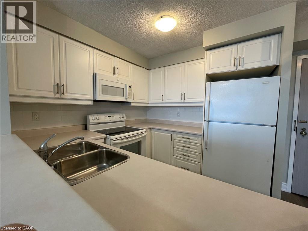 2155 BURNHAMTHORPE Road W Unit# 1508, Mississauga, Ontario, L5L5P4 — Photo 7