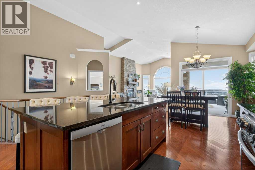 164 Gleneagles Estates Lane, Cochrane