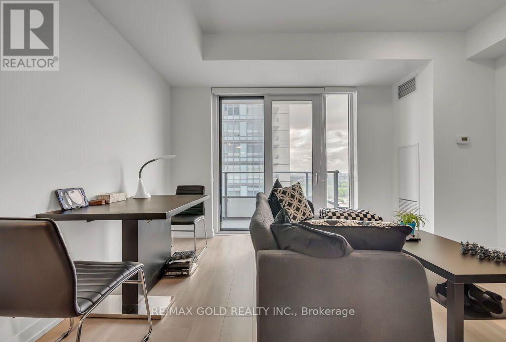 #1405 5 WELLINGTON STREET - 29