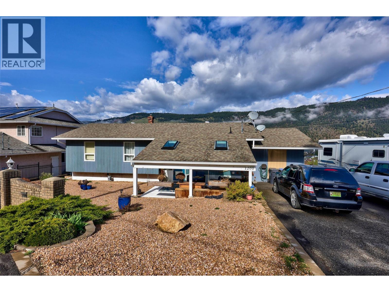 1200 Bay Drive - 1