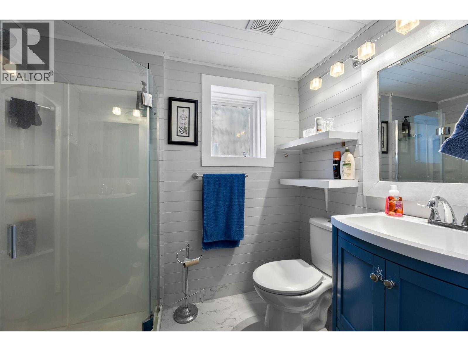 1200 Bay Drive - 33