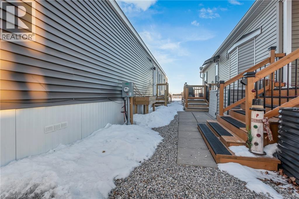 99 FOURTH CONCESSION Road Unit# 617, Burford, Ontario, N0E1A0 — Photo 32