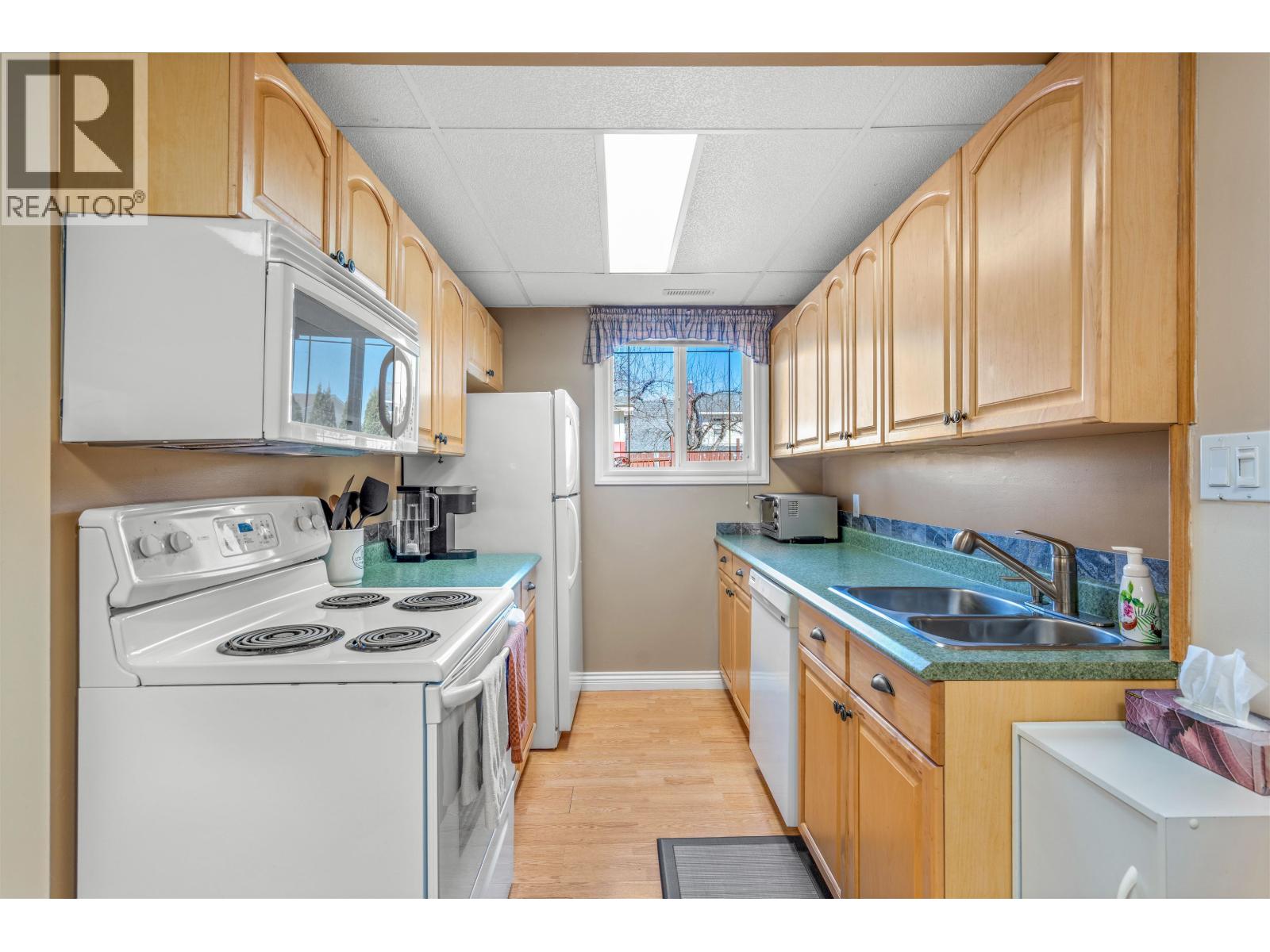 2882 CALHOUN CRESCENT - 17